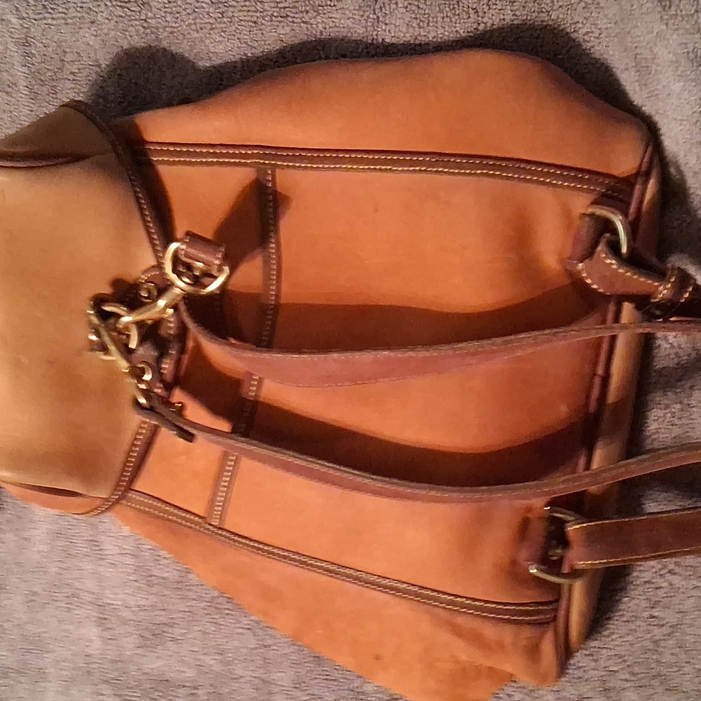 Rare Vintage Dooney And Bourke Suede Tan Leather Backpack Like New - Picture 15 of 16